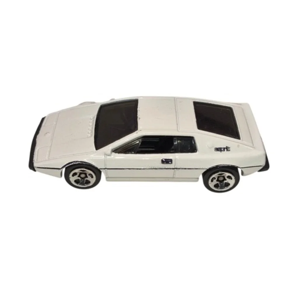 2014 Hot Wheels 007 Showroom Lotus Esprit S1 HW Workshop 1:64